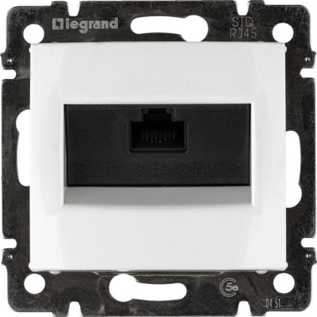 Механизм розетки информ. 1-м СП Valena RJ45 CAT.5E UTP с захватами бел. Leg 774230